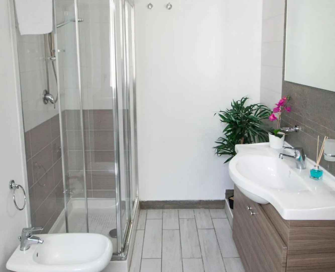 Hotel Il Vicoletto A Toledo Napoli Affittacamere